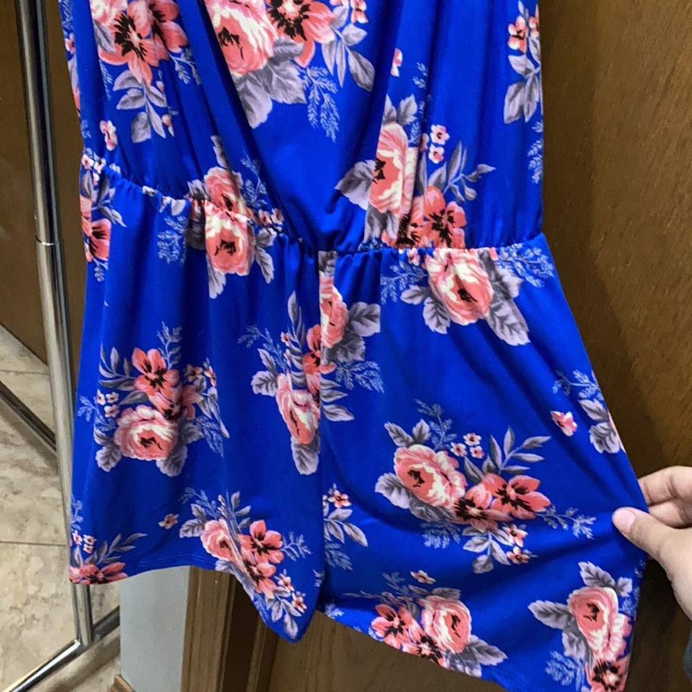PS Kate floral print romper. Size L. Only worn once. Has pockets - Picture 5 of 6